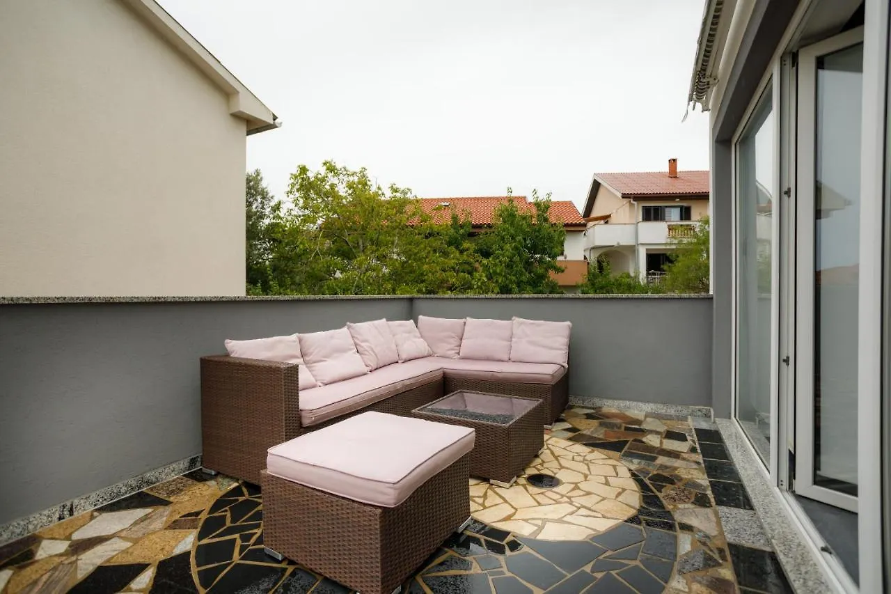 Apartments Lacic Krk Town